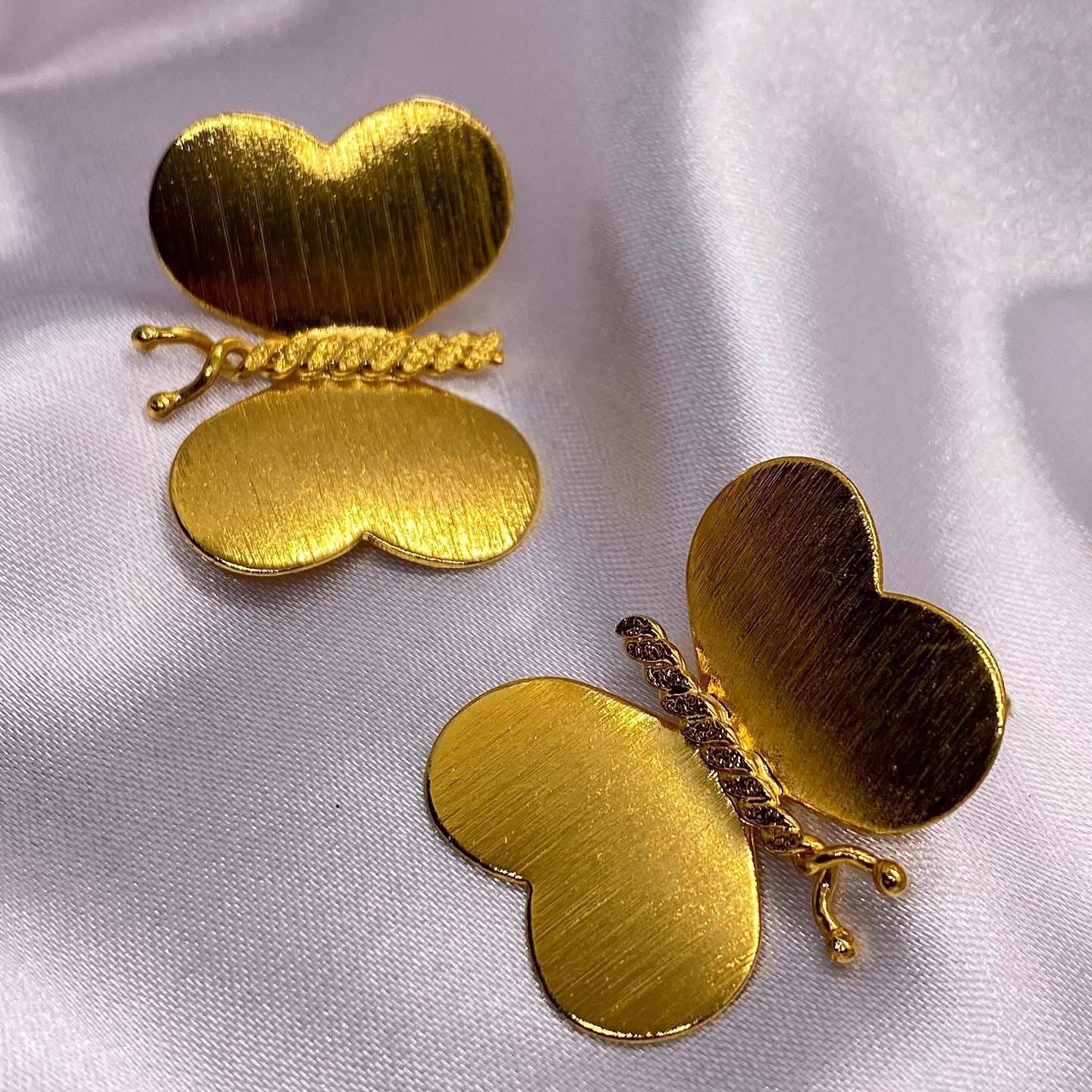 ARETES MARIPOSAS DORADAS - Image 1