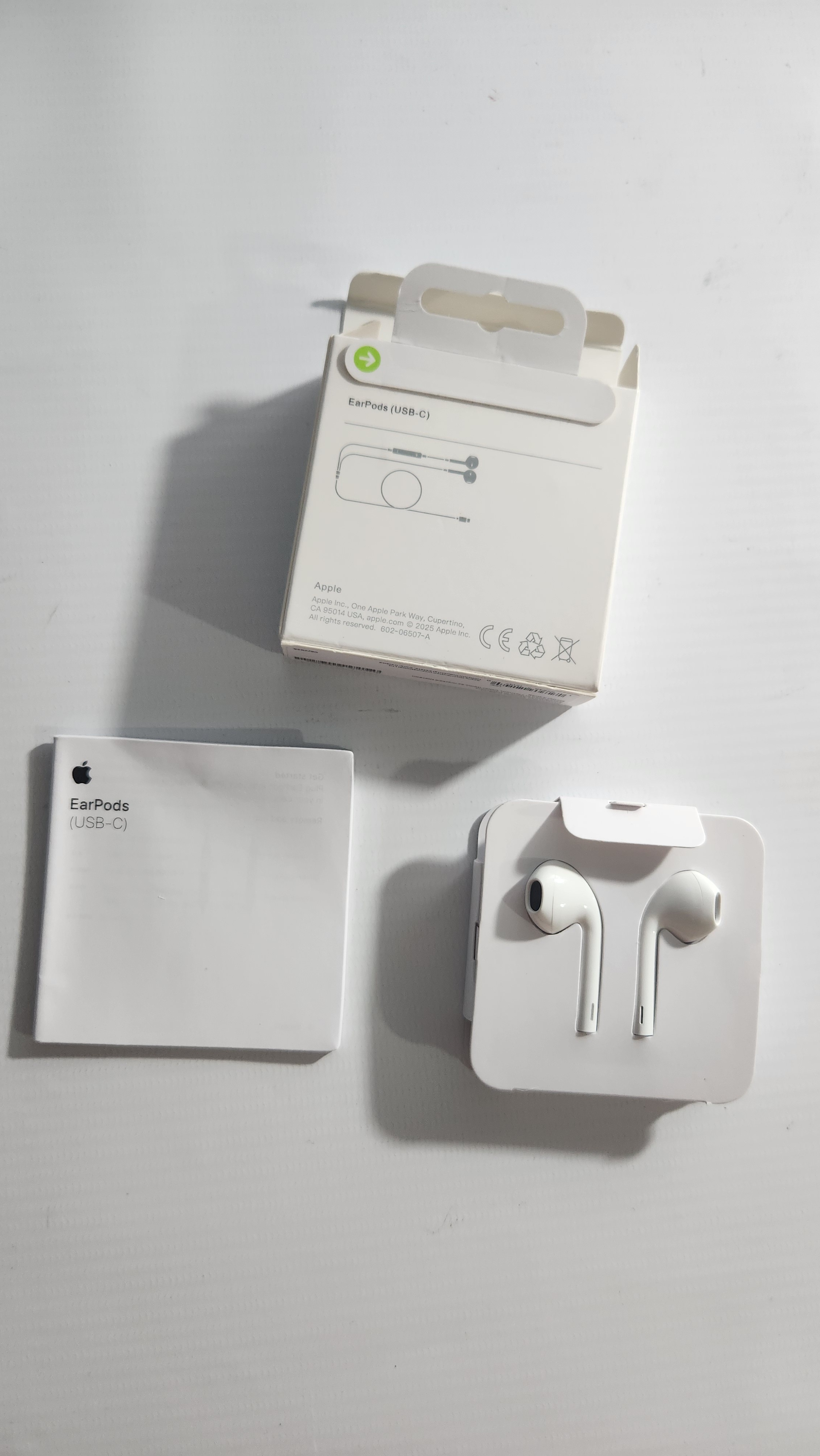 Auriculares con Conector Tipo C - Image 2