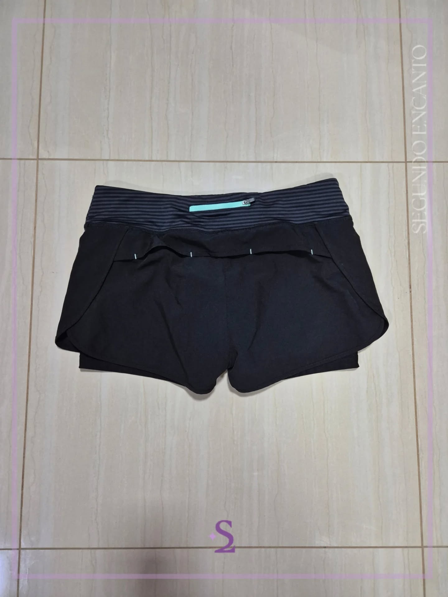 Short deportivo con licra interior M - Image 1