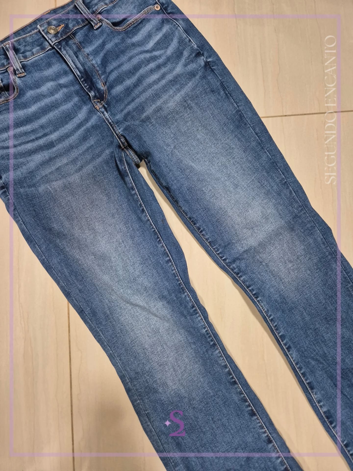 High rise skinny kick American Eagle Talla 10 M - Image 1