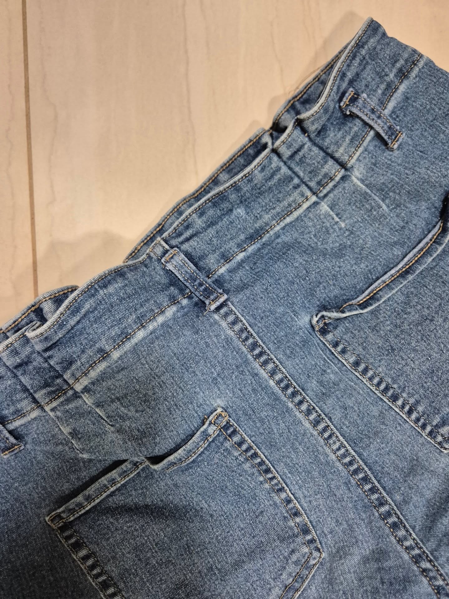 Denim short con pinzas L - Image 3