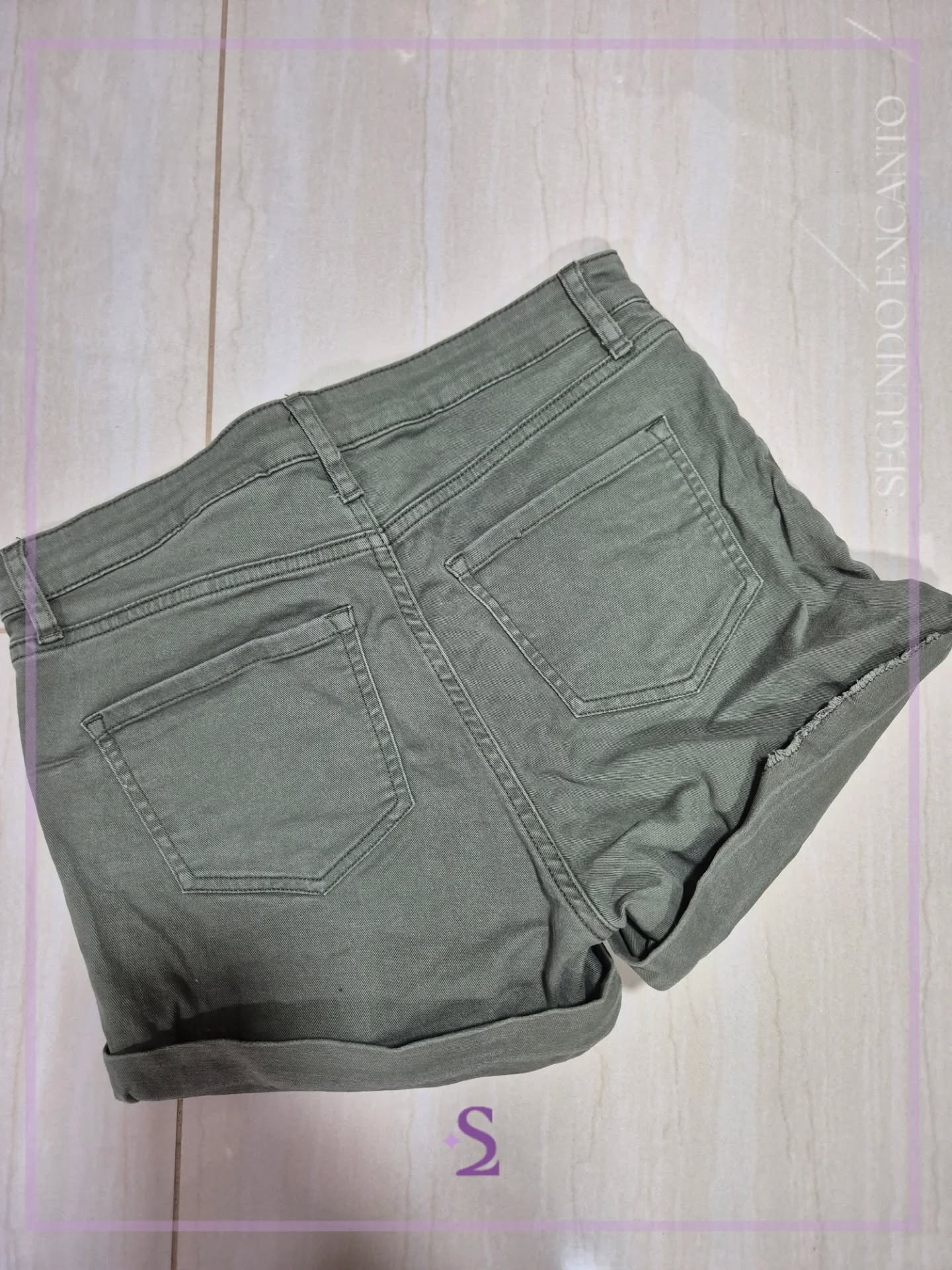 Short verde M - Image 2
