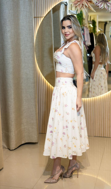 SET TOP Y FALDA FLORI - Image 2