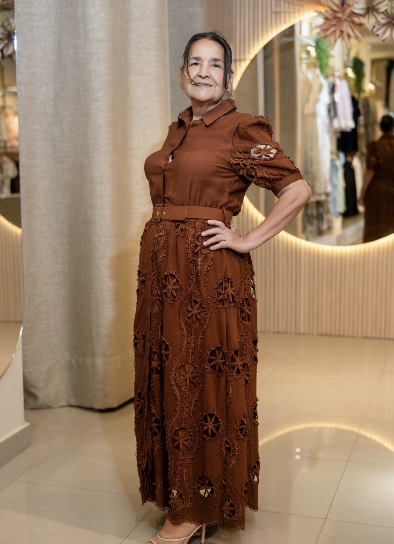VESTIDO CAFÉ - Image 1