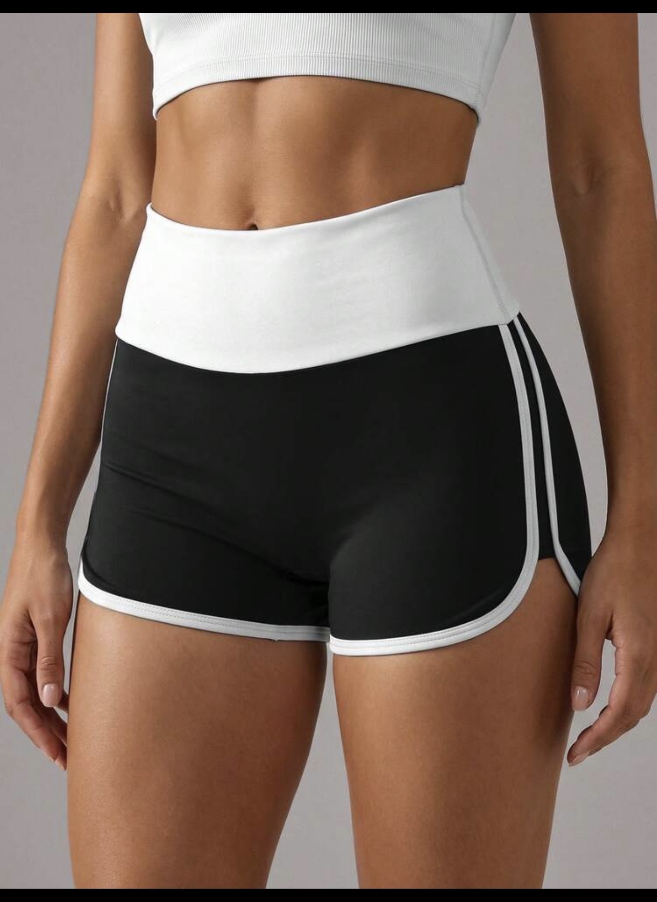 Shorts deportivos - Image 1