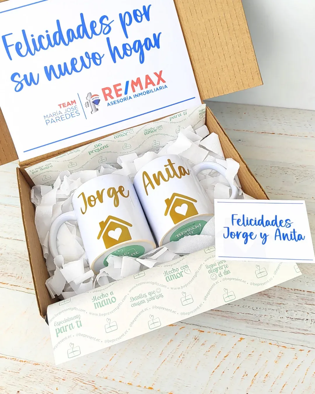 Dos tazas personalizadas - Giftbox - Image 1