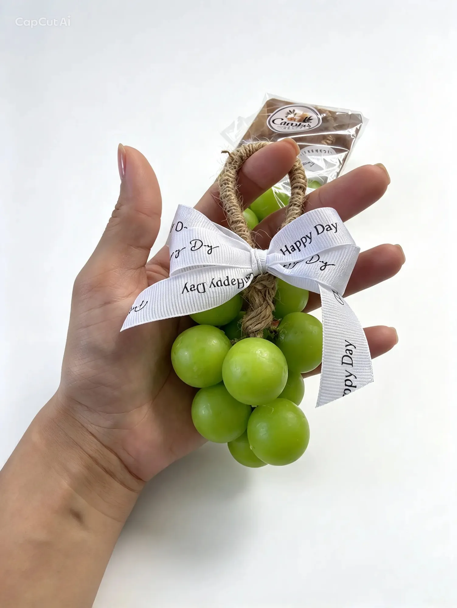 Jabón de racimos de uvas pequeño