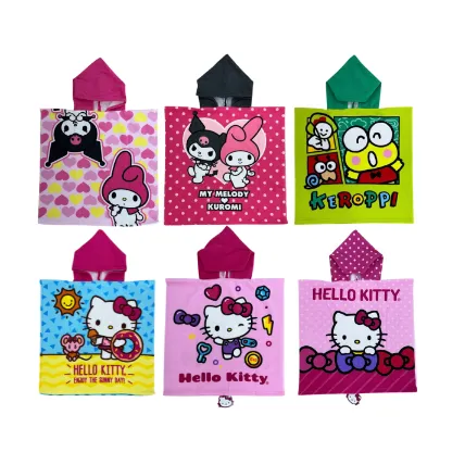 TOALLA CON CAPUCHA INFANTIL HELLO KITTY/KUROMI