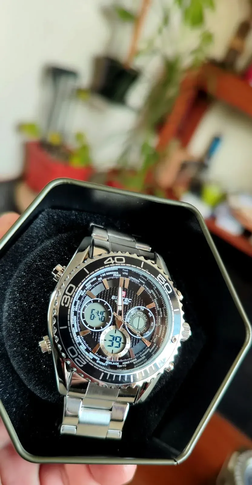 Reloj Bistec Dual Premium – Acero Inoxidable (Estilo Diver & Hora Mundial)