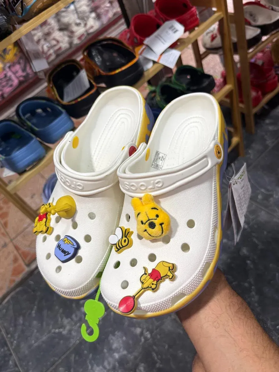 Crocs de Winnie Pooh 🐻💛