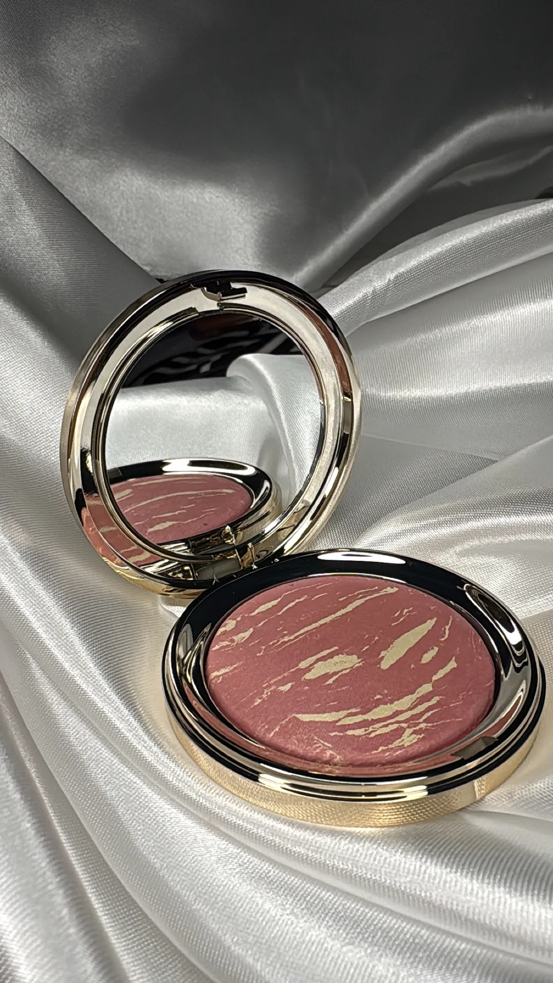 Rubor atenea blush 