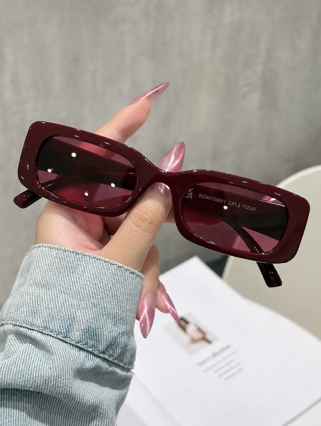 Lentes Roxy- cherry red