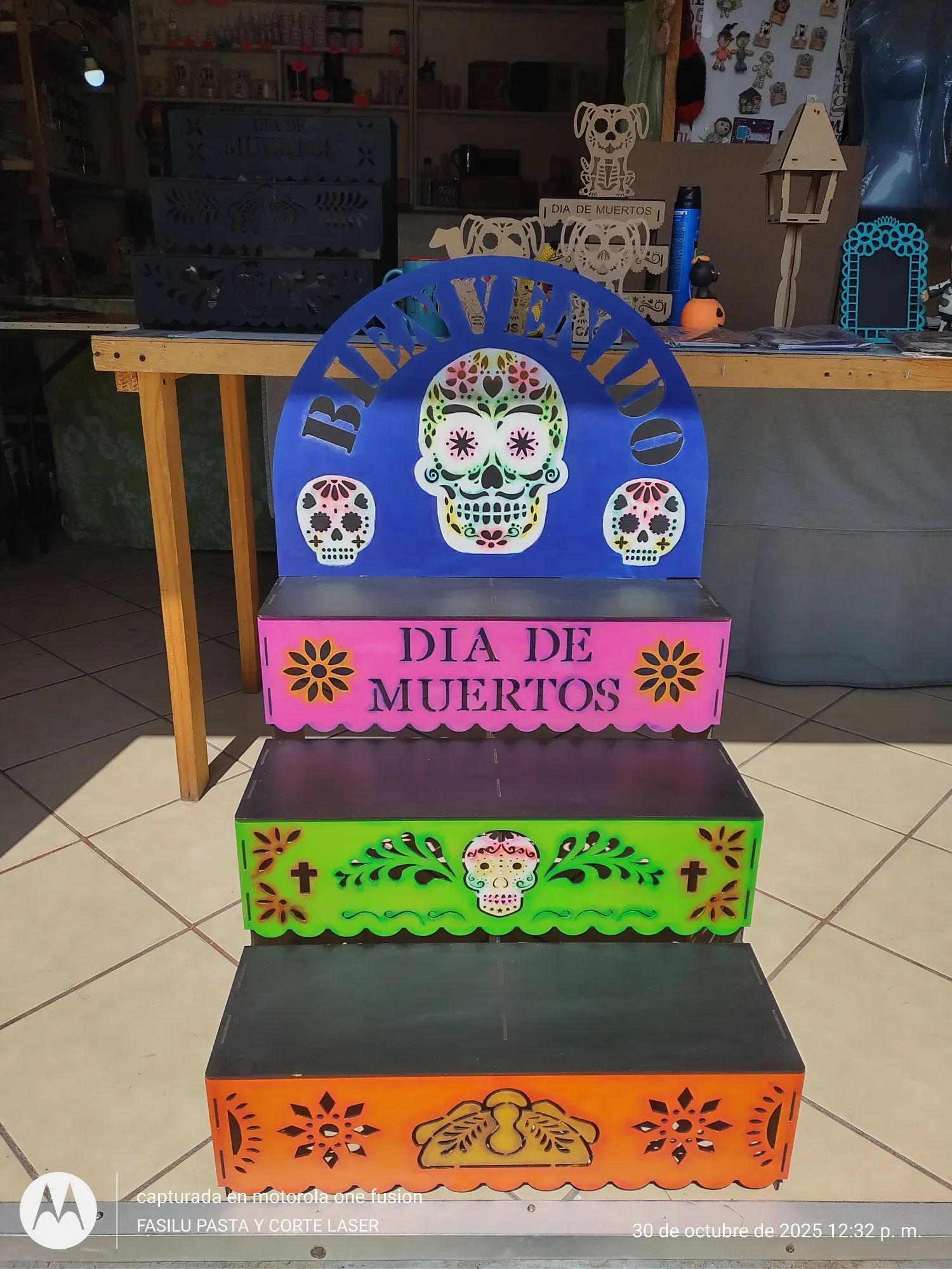 Altar para colocar ofrenda 3 escalones - Image 2