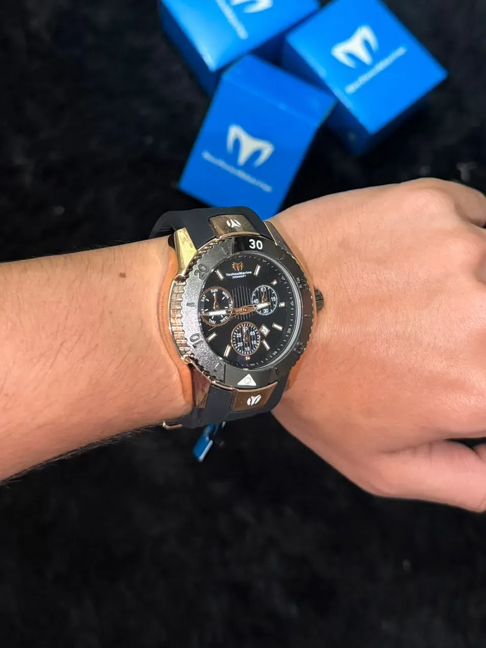 Technomarine Reef bronce - Image 1