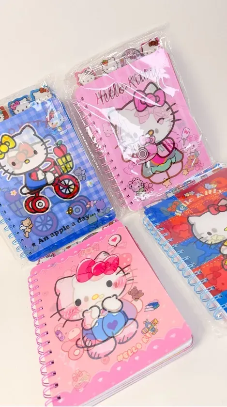 Agenda 5 materias Hello Kitty