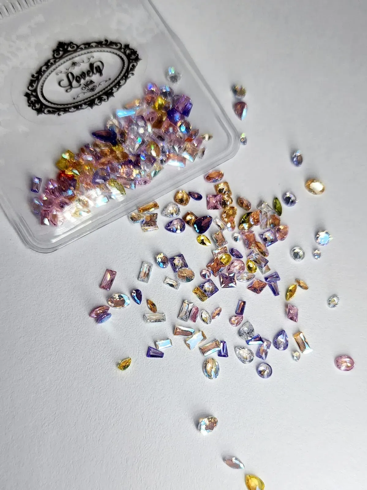 MINI ZIRCONIA LOVELY NAILS