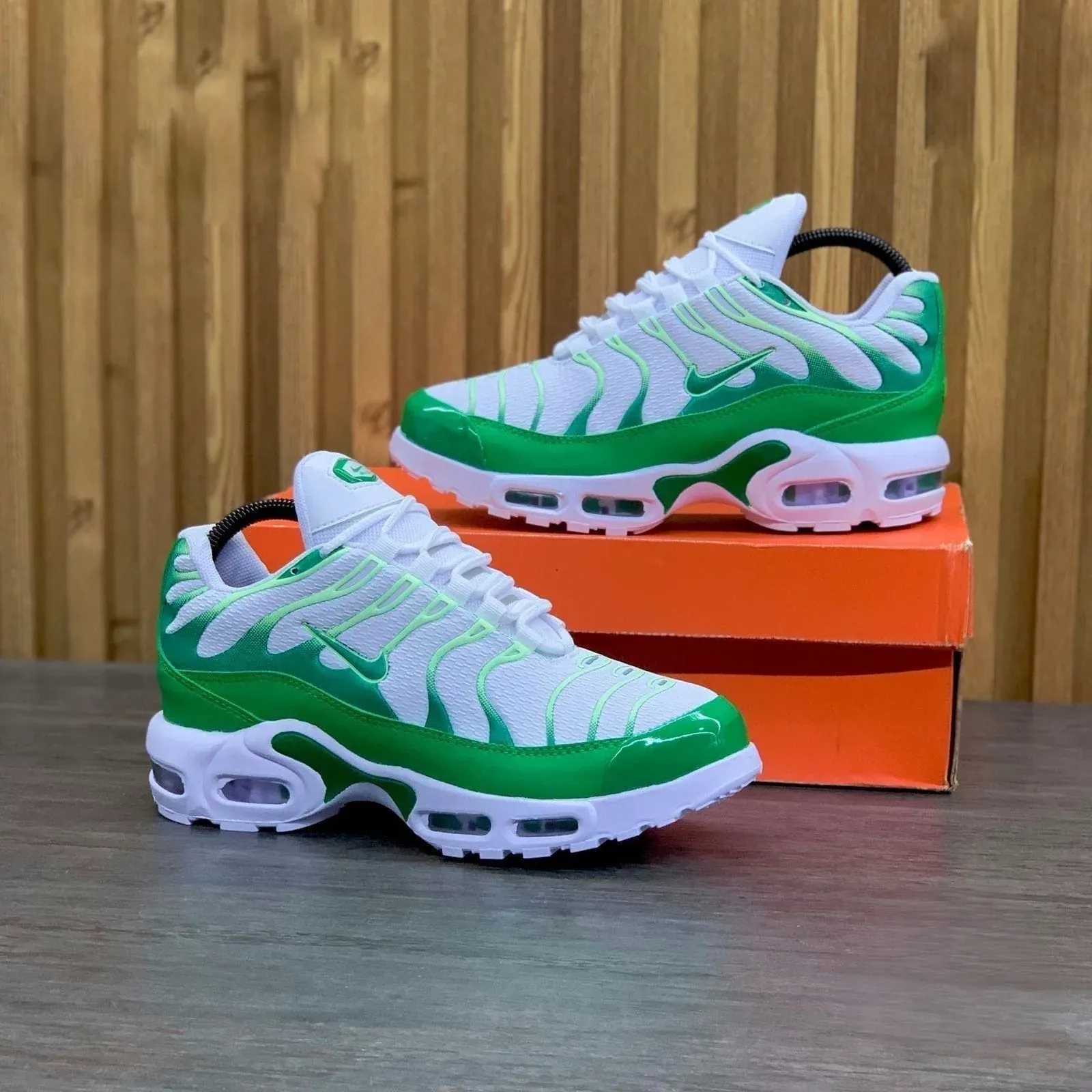 Tenis Nike Tn Blanco Verde Unisex