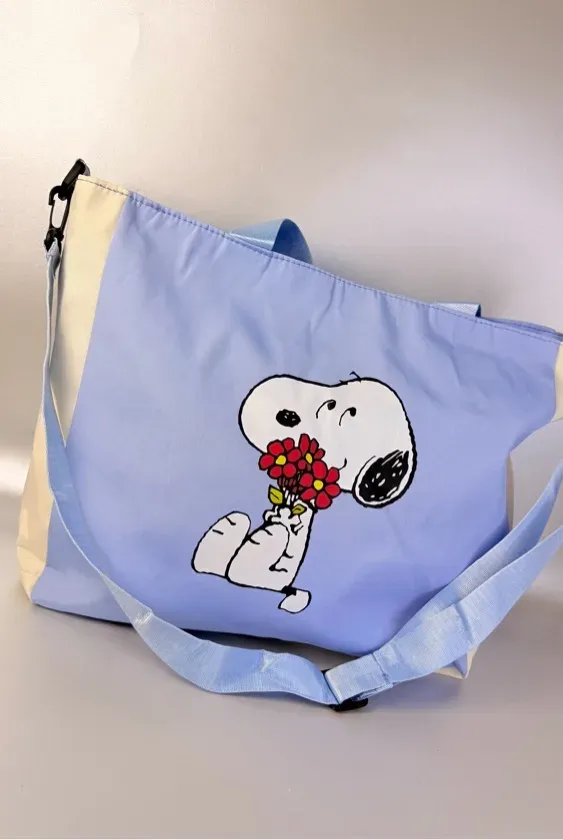 Bolso pañalera Snoopy - Image 6